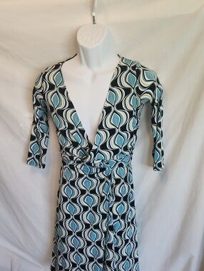 Maggy London Petite Swirl Print Wrap Dress in Blue, Black & White